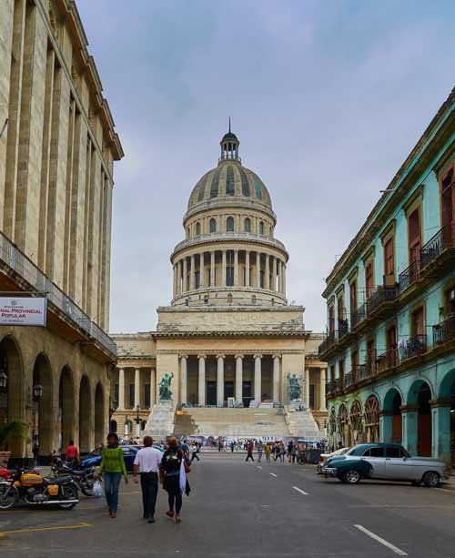 metsaperture havana capitolio parlamento