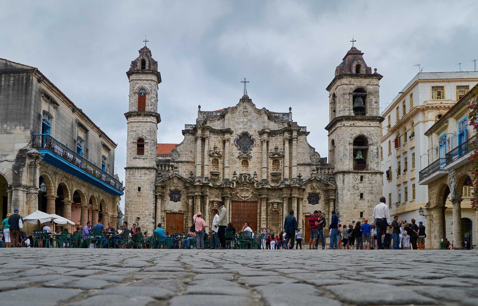 havana cathedral square