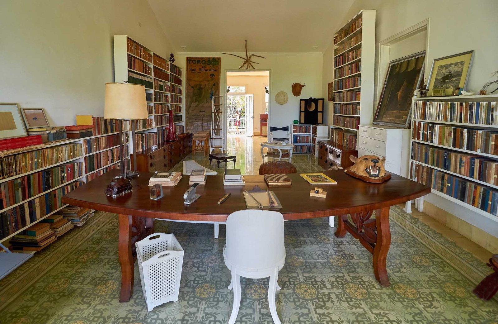 havana ernest hemingway working room