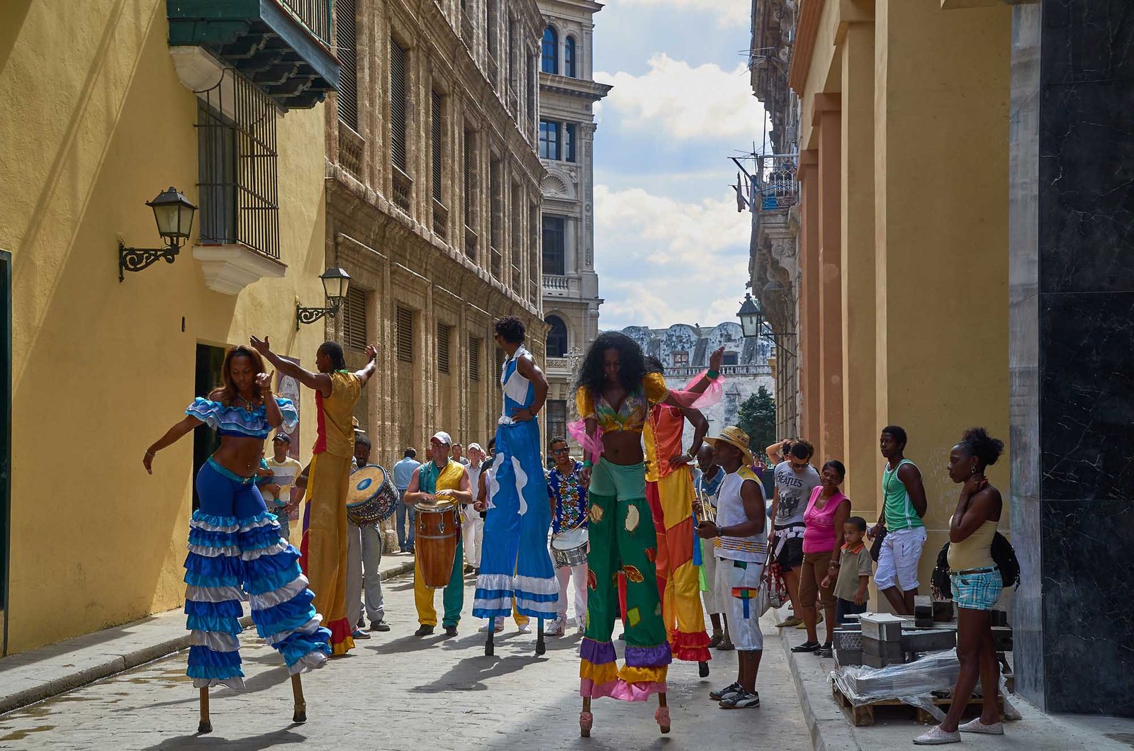 havana street dancers
