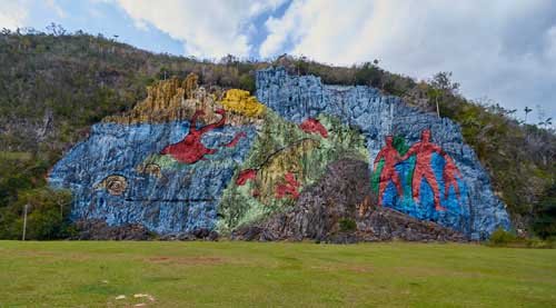 metsaperture vinales vadisi cuba dağdaki figürler