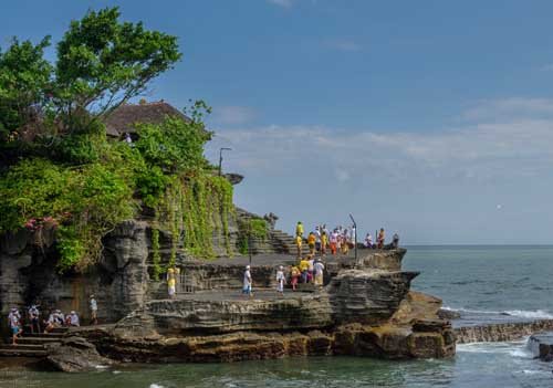 metsaperture bali tanah lot tapınağı